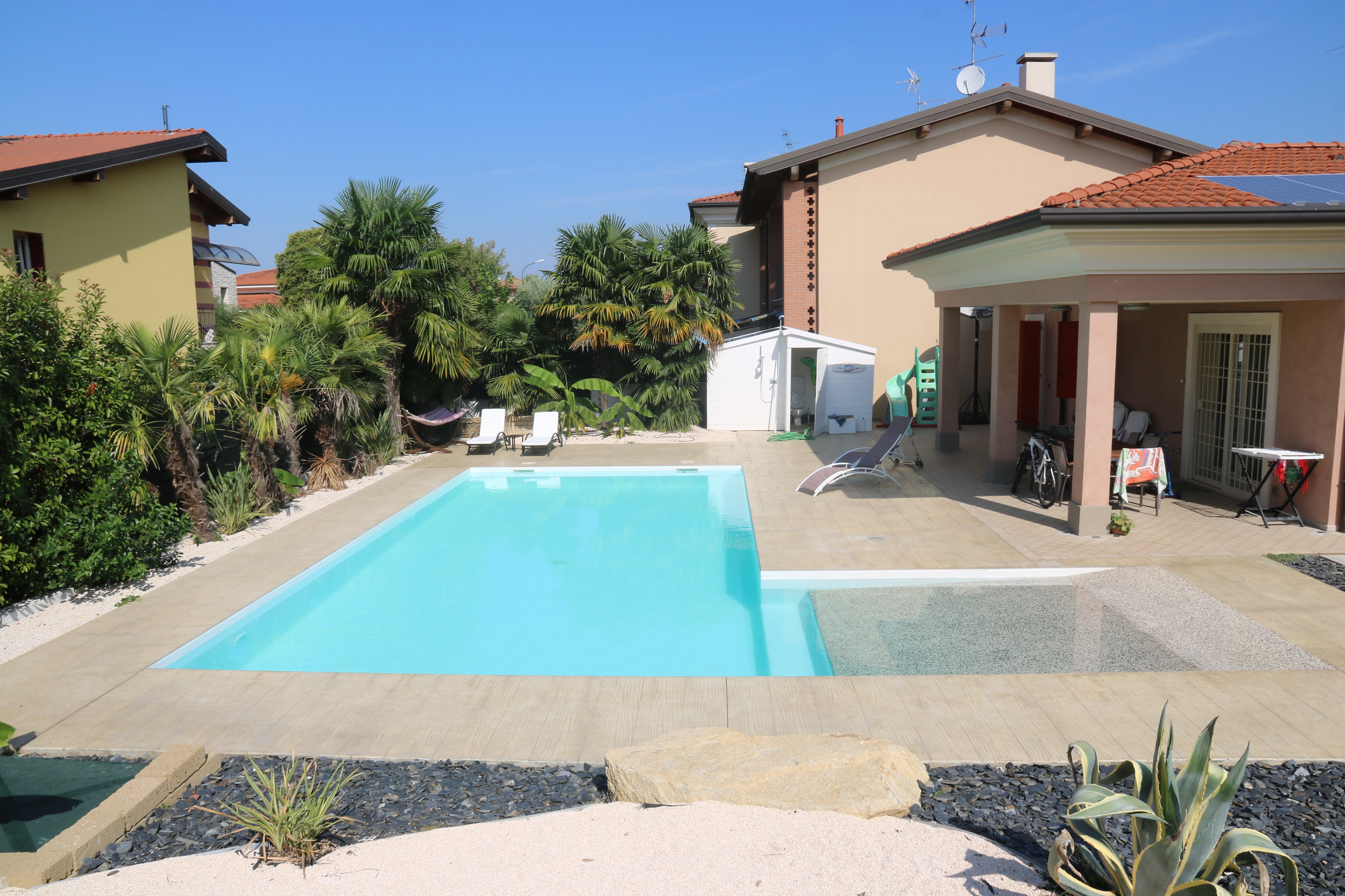 Nuova Piscina a Paderno Franciacorta